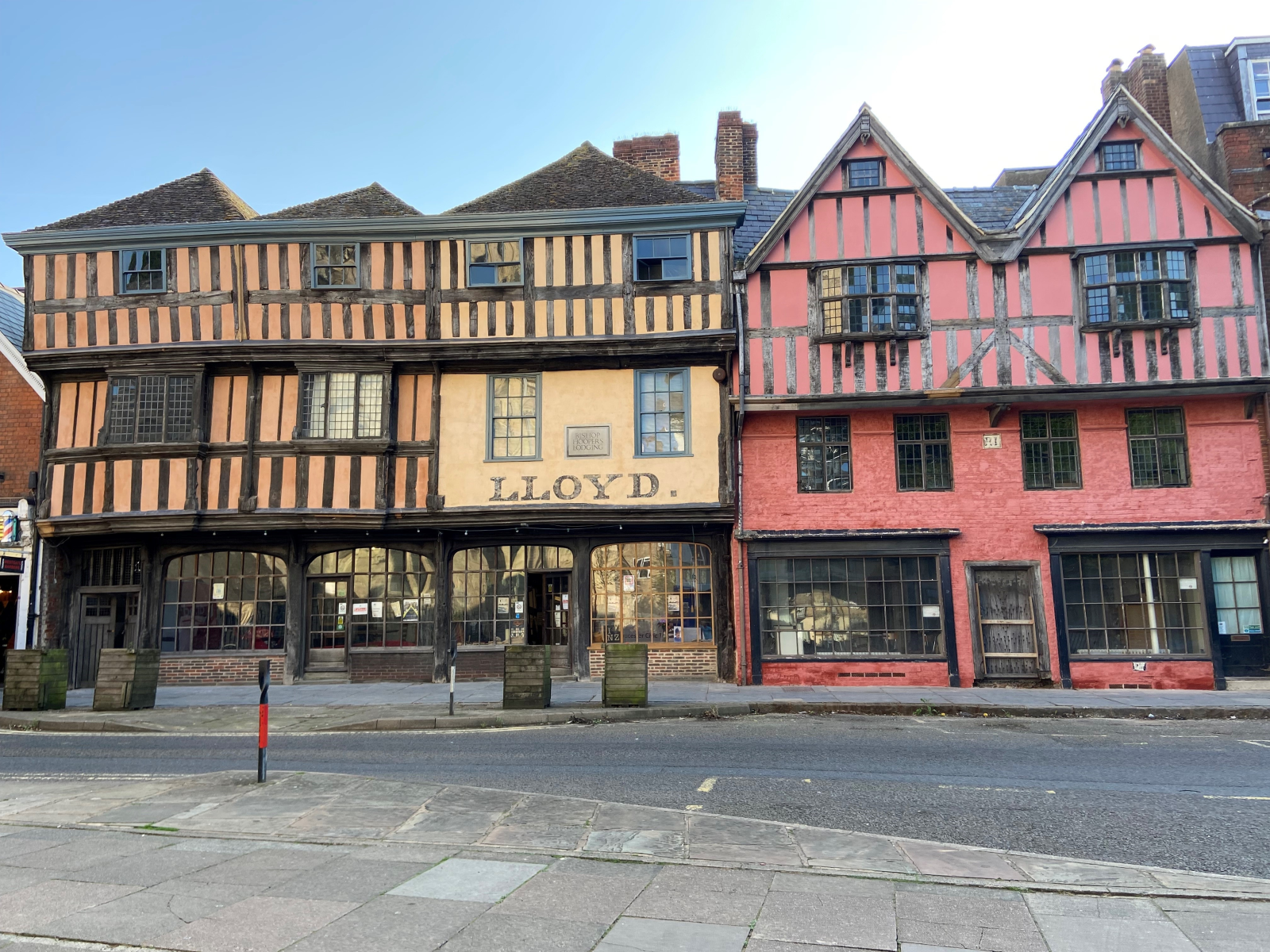 Exterior of The Folk of Gloucester